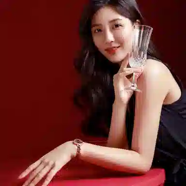 EBOHR Quartz White Dial Woman's Watch