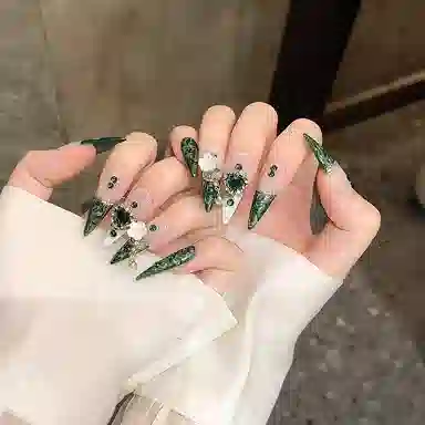 韵月乔 重工高级显白  穿戴甲 杏仁祖母绿渐变 金属