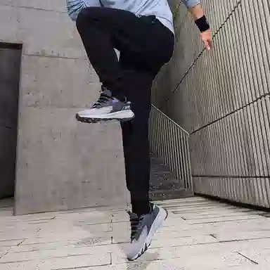 LiNing