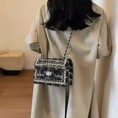 Jane Klain Black Chain Shoulder Bag