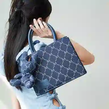 JANE KLAIN Classic Rabbit Tote Bag