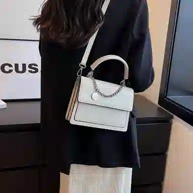 Jane Klain Chain Shoulder Bag