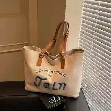 JANE KLAIN Tote