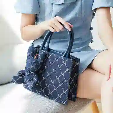 JANE KLAIN Classic Rabbit Tote Bag