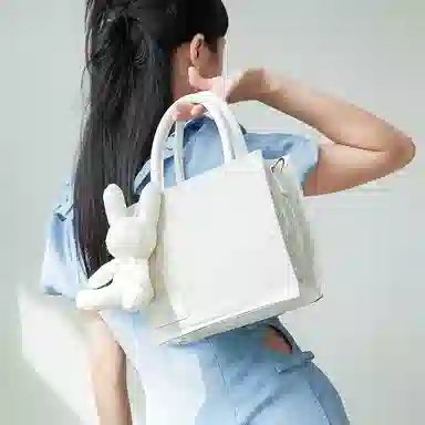 JANE KLAIN Classic Rabbit Tote Bag