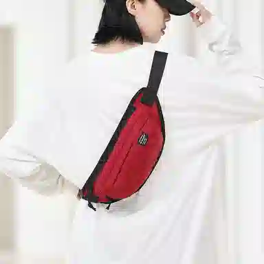 木村耀司 潮牌男休闲百搭大容量随身旅行轻便时尚潮流女 牛津纺 胸包斜挎包单肩包 常规 男女同款 黑色/红色