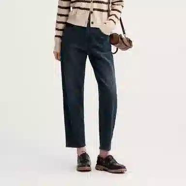 森马 简约抓毛锥形裤宽松牛仔裤 女款