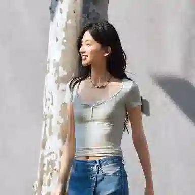 森马 纯色拉链简约牛仔短裤 女款