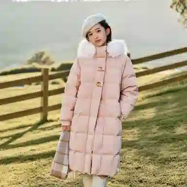 森马 纯色长款毛领连帽宽松羽绒服 女款