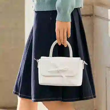 森马 蝴蝶结小方包 合成革 单肩包百搭通勤斜挎包手提包 中号 女款 多色