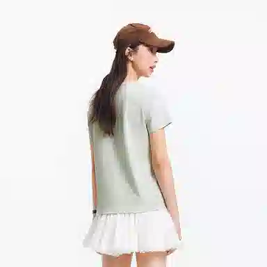V T