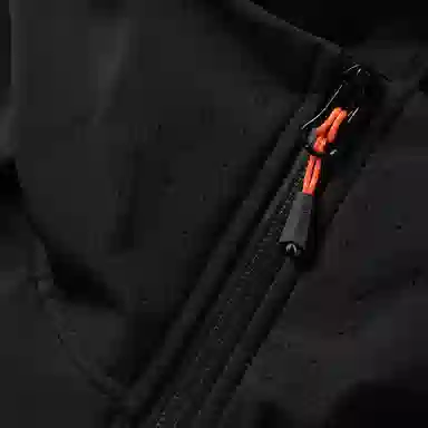 探路者  秋冬户外登山  软壳衣  男款