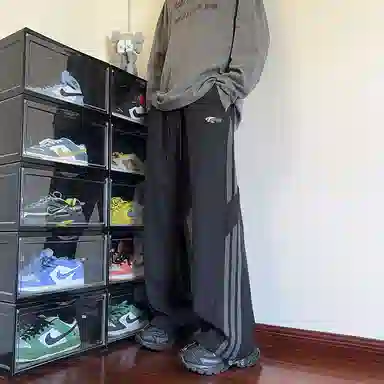 Lightning X Storm Logo