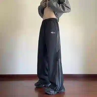 Lightning X Storm Logo