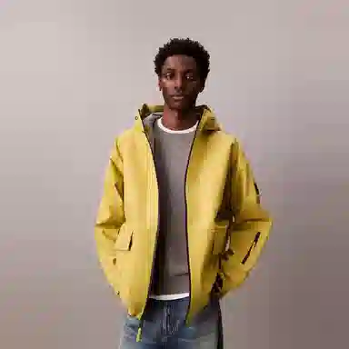 CALVIN KLEIN