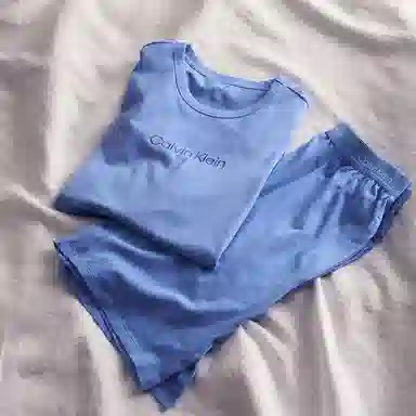 CALVIN KLEIN T