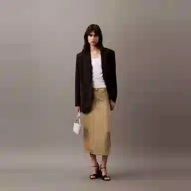 CALVIN KLEIN U T YAA-