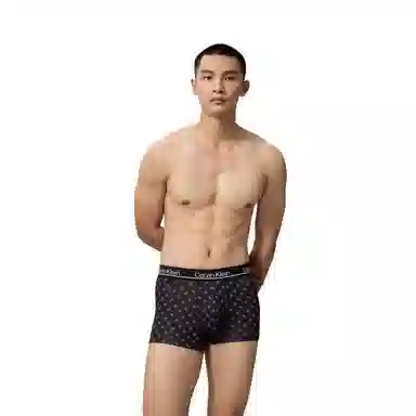 CALVIN KLEIN