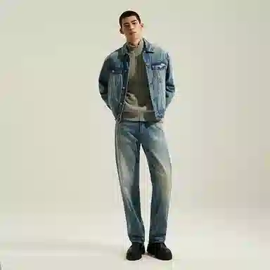CALVIN KLEIN