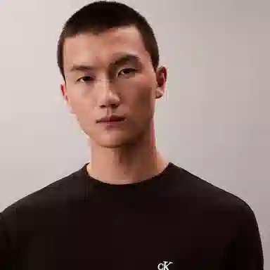CALVIN KLEIN