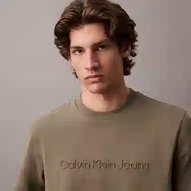 CALVIN KLEIN SS25 T