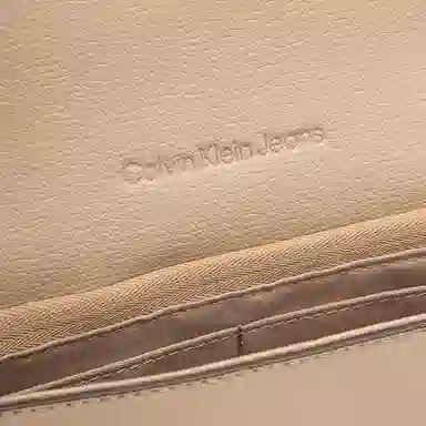 CALVIN KLEIN