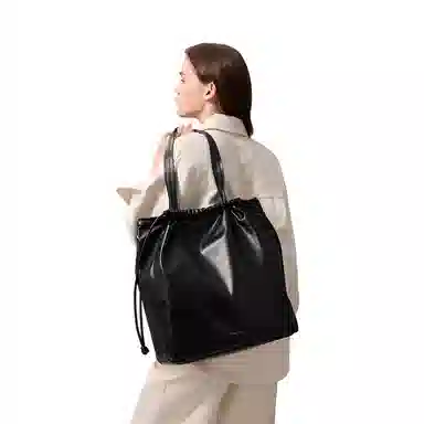 Calvin Klein Drawstring Sling Bag Medium Space Black