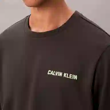 CALVIN KLEIN T