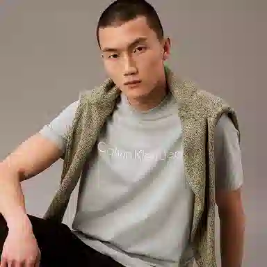 CALVIN KLEIN T