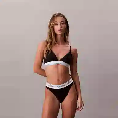 CALVIN KLEIN