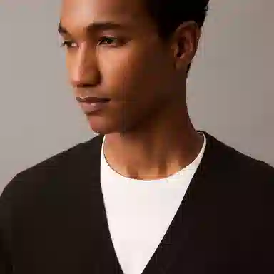 CALVIN KLEIN V