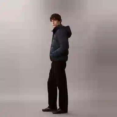 CALVIN KLEIN