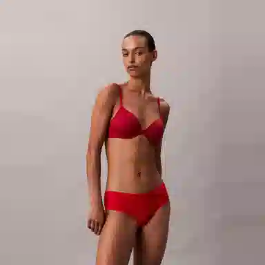 CALVIN KLEIN 1