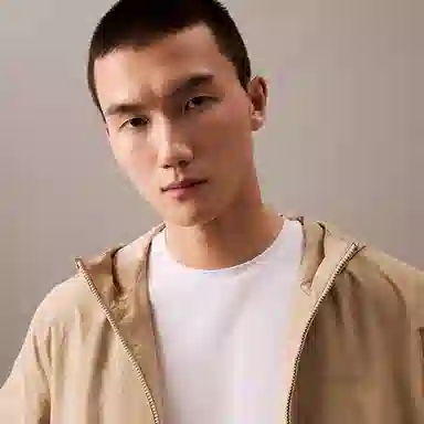 CALVIN KLEIN T