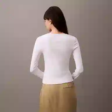 CALVIN KLEIN U T YAA-