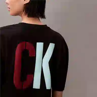 CALVIN KLEIN T