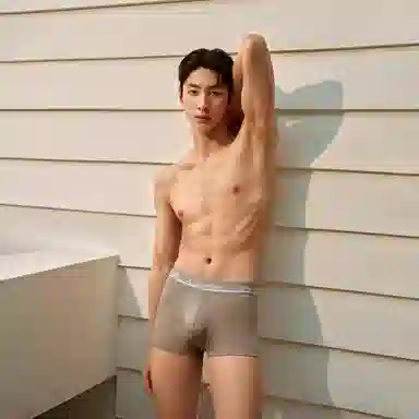 CALVIN KLEIN