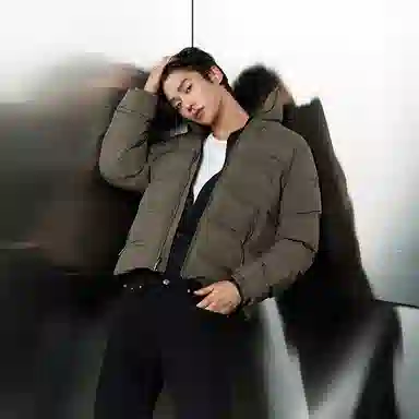CALVIN KLEIN