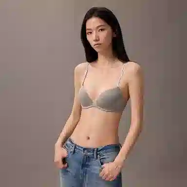 CALVIN KLEIN V