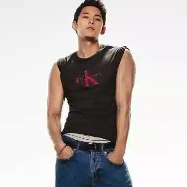 CALVIN KLEIN T