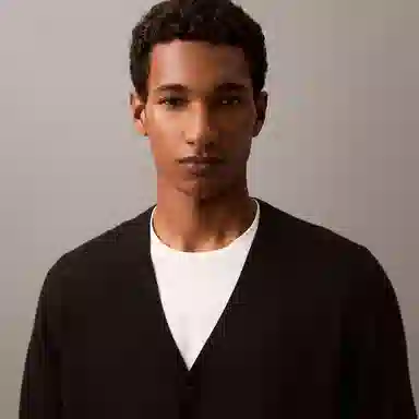 CALVIN KLEIN V
