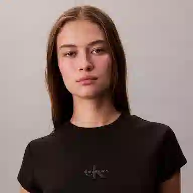CALVIN KLEIN Logo T