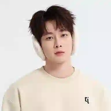 匹克 流苏保暖毛绒护耳韩系 涤纶 绒线围巾 男女同款情侣款