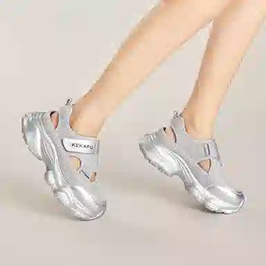 珂卡芙 牛皮革 时尚简约运动百搭镂空舒适 沙滩凉鞋 女款