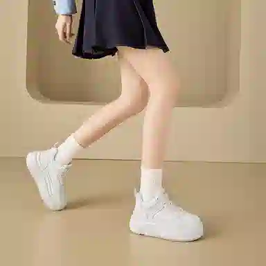 珂卡芙 牛剖层革 时尚潮流青春学院风百搭舒适显瘦显脚小轻便厚底增高小白鞋 高帮 生活休闲鞋 女款