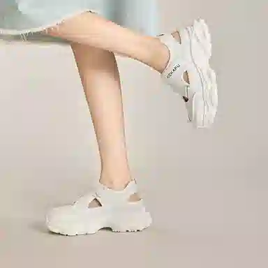 珂卡芙 牛皮革 时尚简约运动百搭镂空舒适 沙滩凉鞋 女款