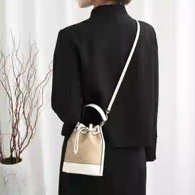 GUYI COACHDempsey1415mini