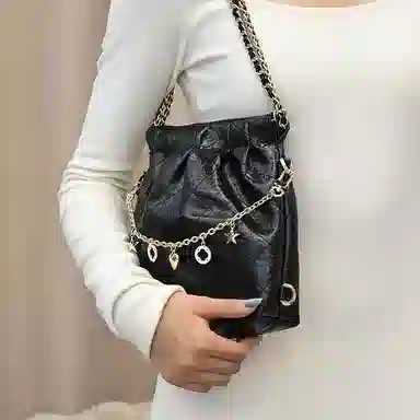 GUYI CHARLESKEITH ck