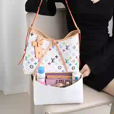 GUYI LV Carryall