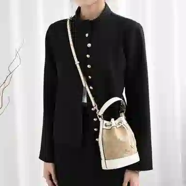 GUYI COACHDempsey1415mini